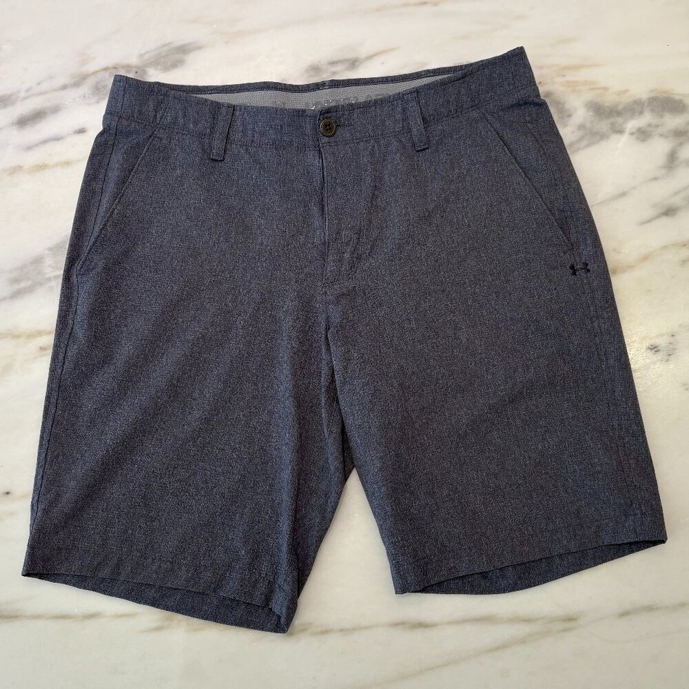 Under Armour Golf Shorts, Size 36, New w/o Tags, never worn, Black, Lightweight